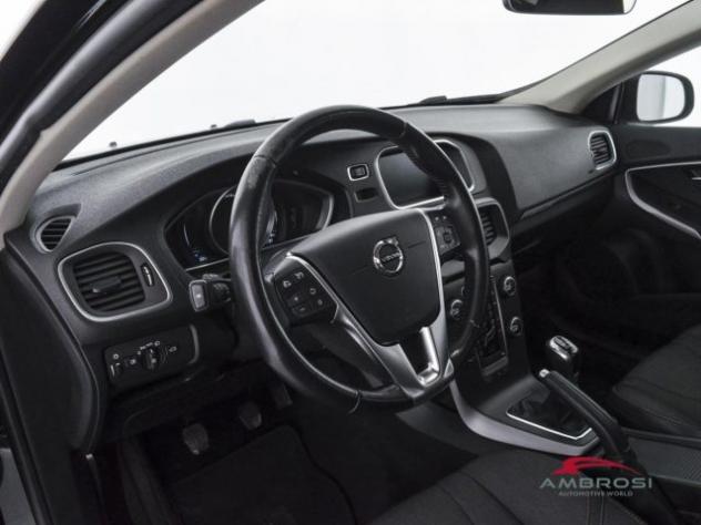 VOLVO V40 Cross Country D2 Business Plus rif. 23722131 - Foto 8