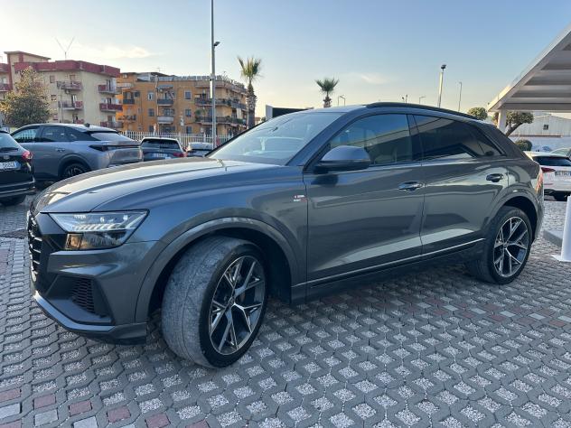 Audi Q8 50 TDI 286 CV quattro tiptronic Sport - Foto 6