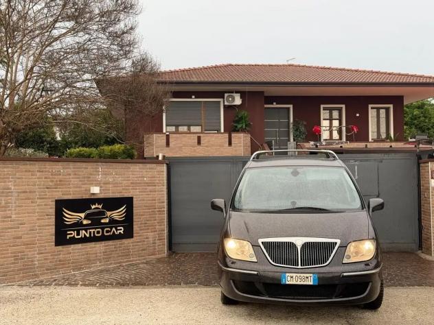 Lancia Phedra 2.2 JTD Emblema FAP - Foto 2