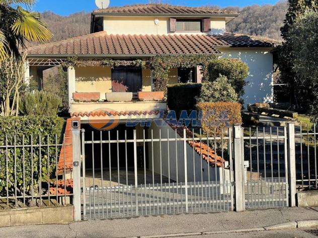 VILLA SINGOLA A SOTTO IL MONTE GIOVANNI XXIII (BERGAMO) - Foto 4