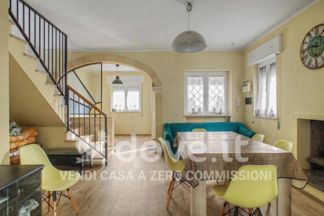 Villa di 177 m² con 4 locali e posto auto in vendita a Pulsano - Foto 3