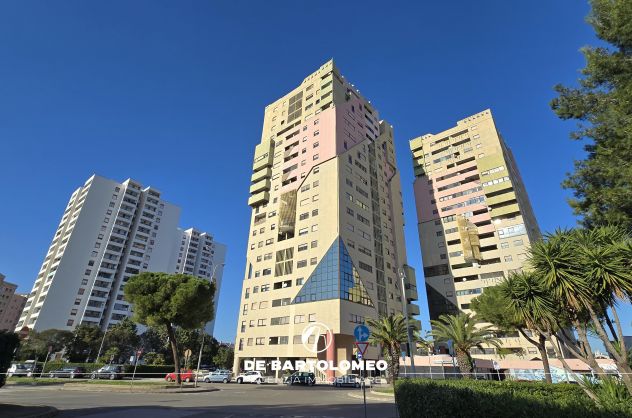 VIALE UNICEF PANORAMICO APARTAMENTO CON BOX AUTO