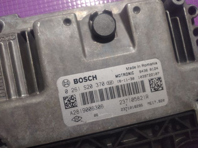 ECU Bosch 0261S20370 237105821R 237101829S A2819006306 CENTRALINA INIEZIONE SMA - Foto 2