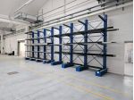 Scaffalatura e attrezzatura
