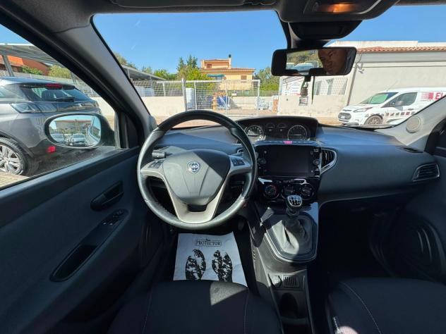 LANCIA YPSILON - NEOPATENTATI -PREZZO VERO - Foto 4