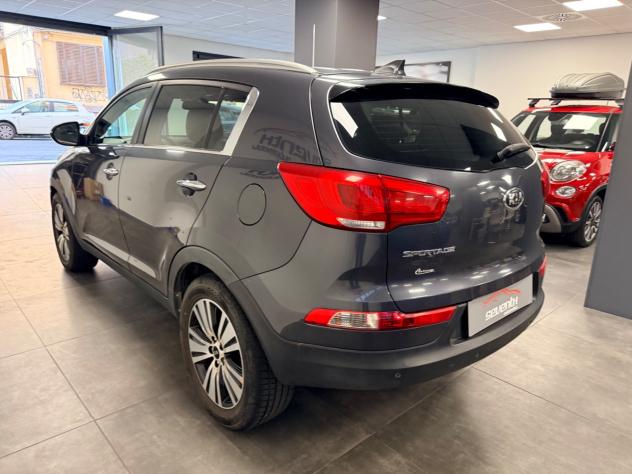 Kia Sportage 1.7 CRDI VGT 2WD high tech - Foto 4