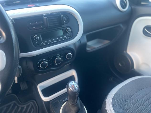 Renault Twingo 1.0 SCe Live 2015 - Foto 6