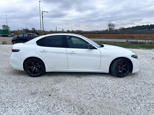 Alfa Romeo Giulia 2023 2.2 t Competizione Q4 210cv auto - Foto 8