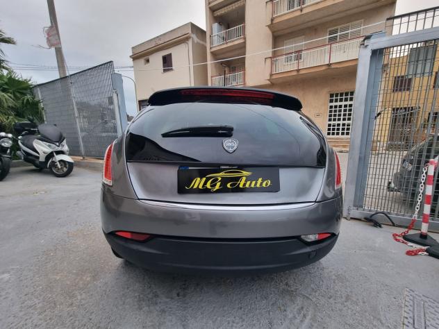 Lancia Delta 1.6 MJT DPF Argento - Foto 9