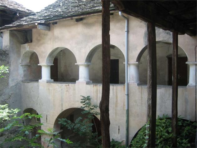 V000457 - ANTICA CASA CON PORTICO - Foto 4