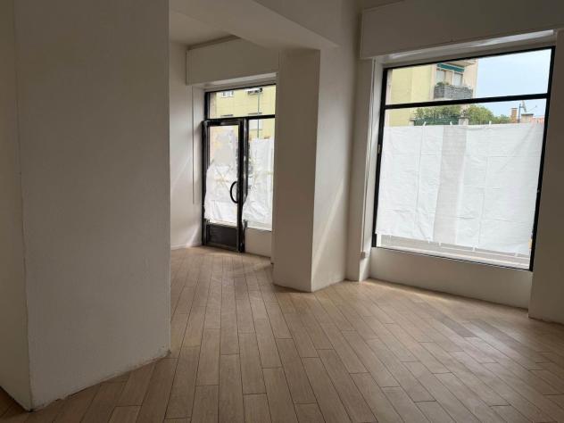 Vendita Attività commerciale da 61 mq in VIA Roma - Foto 4