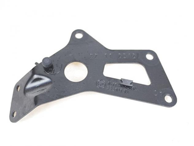 SUPPORTO VALVOLA DI SICUREZZA SERBATOIO BMW K18 C 600 SPORT 2011 - 2015 16118534614 FUEL TANK SAFETY VALVE BRACKET - Foto 2