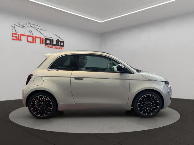FIAT 500 Hybrid 1.0 Hybrid 65 cv La Prima - Foto 9