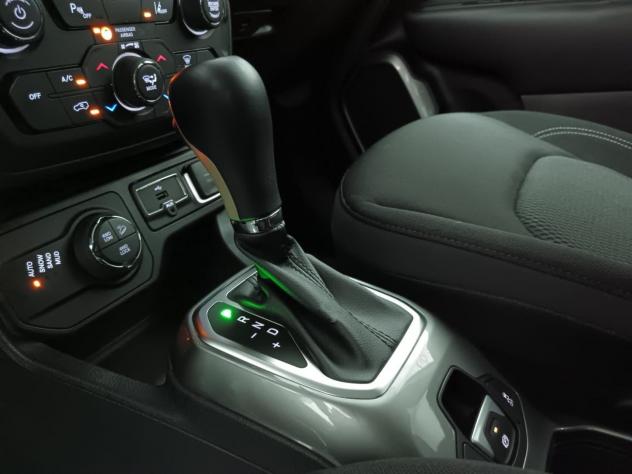 Jeep Renegade Renegade 2.0 Mjt 140CV 4X4 Limited CAMBIO AUTOMATICO - Foto 8