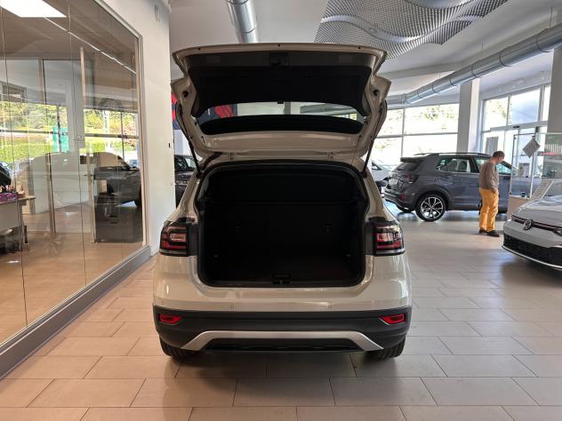 Volkswagen T-Cross 1.0 TSI 110 CV DSG Sport - Foto 5