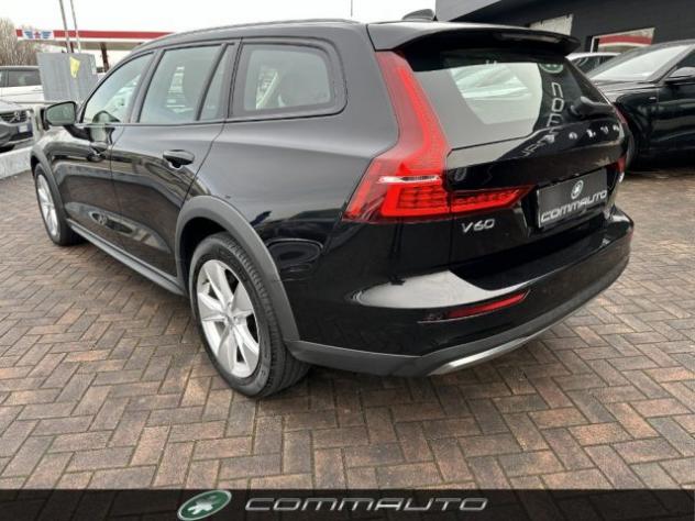 VOLVO V60 Cross Country B4 (d) AWD automatico Core rif. 23897792 - Foto 4
