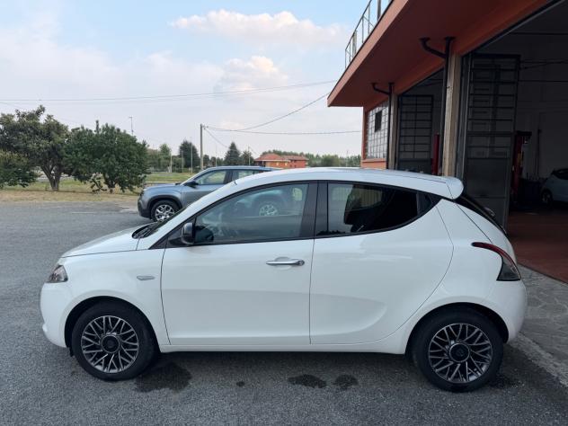 Lancia Ypsilon 1.0 Hybrid Gold - Foto 7