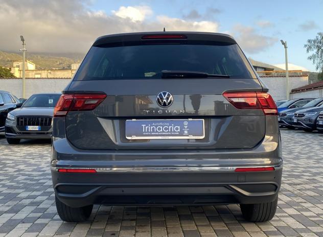 Volkswagen Tiguan Life 2.0 TDI 122 CV - Foto 5