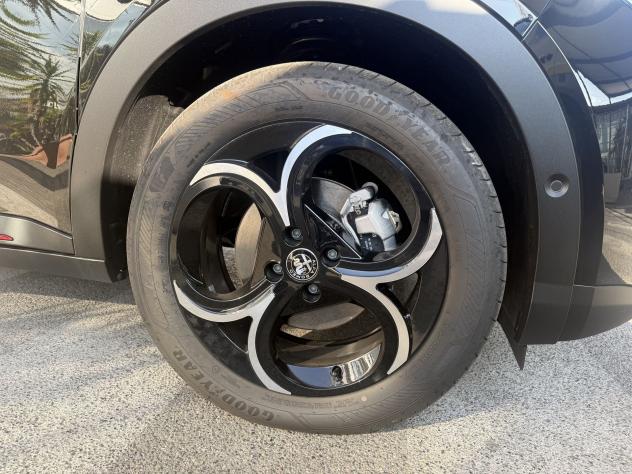 Alfa Romeo Junior Ibrida 1.2 136CV Hybrid eDCT6 ibrida SPECIALE + optional CORSA E CERCHI 18 - Foto 4