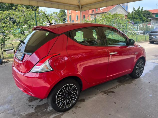 Lancia Ypsilon 1.2 69 CV 5 porte S&S Platinum - 2020 - Foto 6