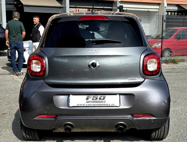 Smart ForFour 0.9 t Brabus Xclusive 109cv twinamic my18 - Foto 8