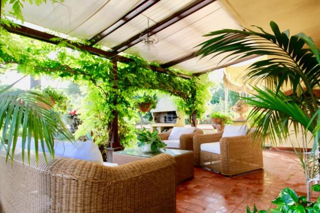 Villa in vendita a Pontedera 390 mq Rif: 1013490