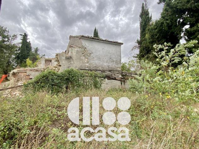 CASALE CON TERRENO PANORAMICO - Foto 10