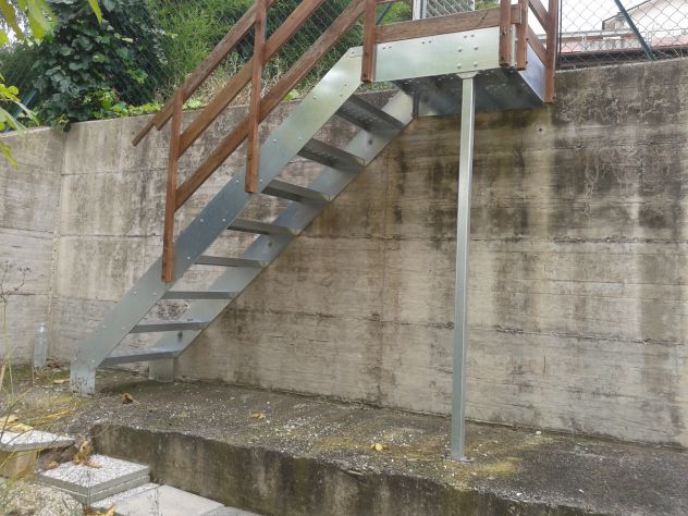 Scala componibile (interno/esterno) in acciaio zincato