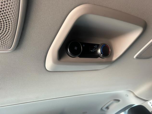 Ford Tourneo CUSTOM 2.5 Plug In Hybrid Titanium - Foto 6