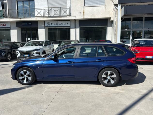 BMW Serie 3 320d Touring eff.dynamics Business Advantage auto TETTO APRIBILE - Foto 2