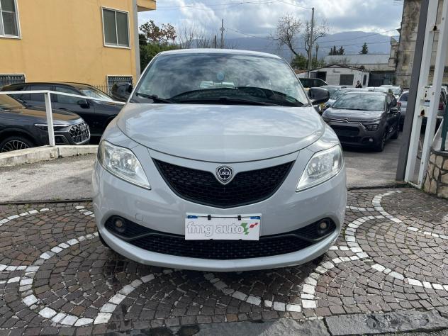 Ypsilon 1.2 69 CV 5 porte GPL Ecochic Gold - Foto 3