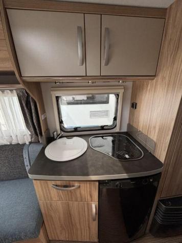 HYMER-ERIBA NOVALIGHT 470 rif. 22370730 - Foto 3