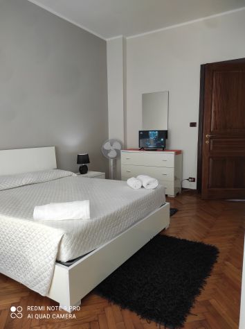 Tel 3317695870 Trilocale santa Rita via Tripoli angolo corso Cosenza 9mi centro