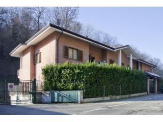 Appartamento di 68 m² con 2 locali e box auto in affitto a Castiglione Torinese