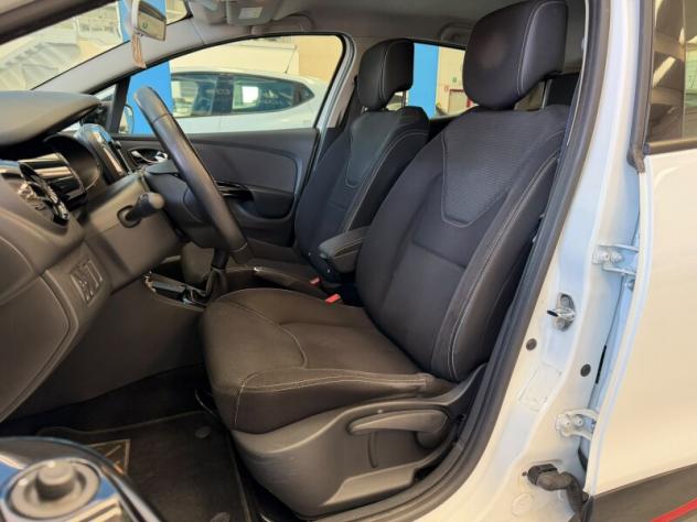 RENAULT Clio 4ª serie Clio 1.2 75CV 5 porte Live - Foto 9