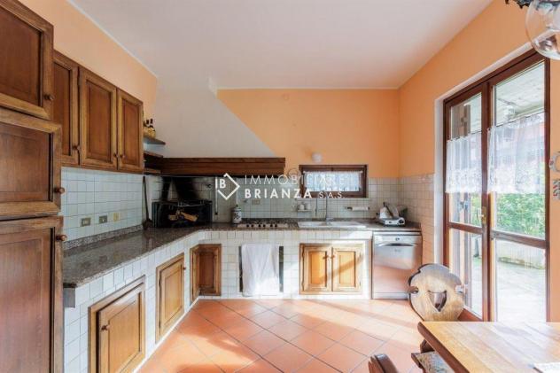 ARCORE: IN VENDITA VILLA SINGOLA CON TERRAZZO E GIARDINO PRIVATO. - Foto 14