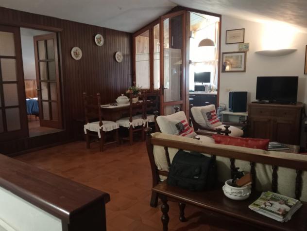 APPARTAMENTO INDIPENDENTE di 5 vani e di 135 mq (CAMAIORE - Lido di Camaiore) rif. A1013 - Foto 6