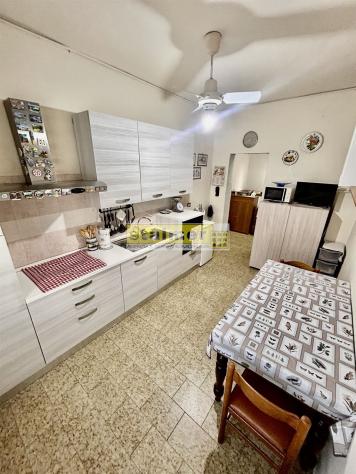 Appartamento di 3 locali al piano terra, senza spese condominiali e con spazio esterno privato