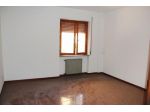 Orvieto scalo - Vendesi appartamento con balcone e garage.