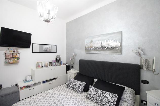Porzione di corte di 3 locali e servizi - Foto 10