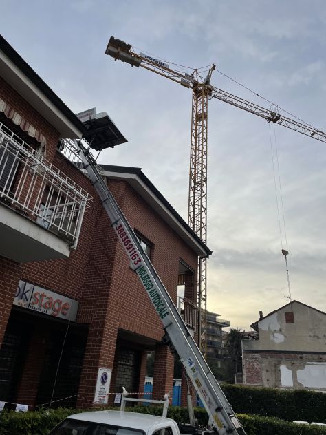 Noleggio Autoscala per Traslochi ed Edilizia – Piemonte e Provincia di Torino - Foto 5