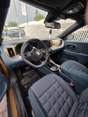 Fiat Grande Panda 1.2 Hybrid 110 CV S&S La Prima - Foto 9