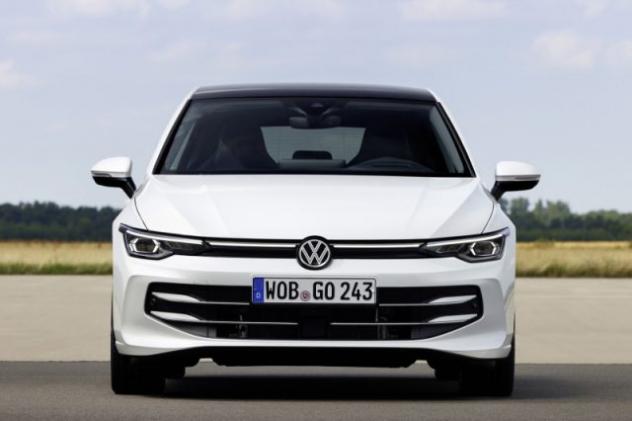 VOLKSWAGEN Golf 1.5 TSI eHybrid DSG Edition Plus rif. 23261677 - Foto 3