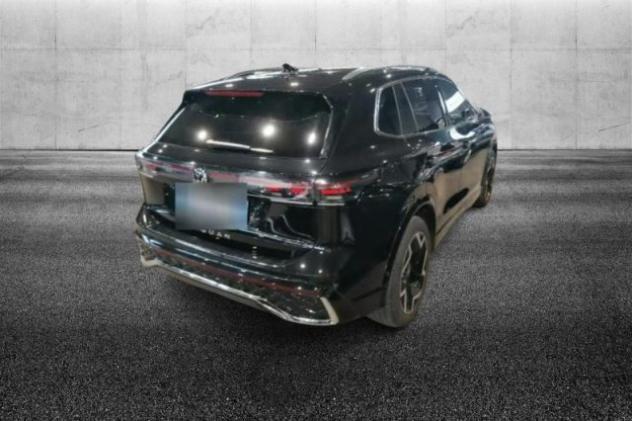 VOLKSWAGEN Tiguan 2.0 TDI 150 CV DSG R-Line rif. 23757987 - Foto 3