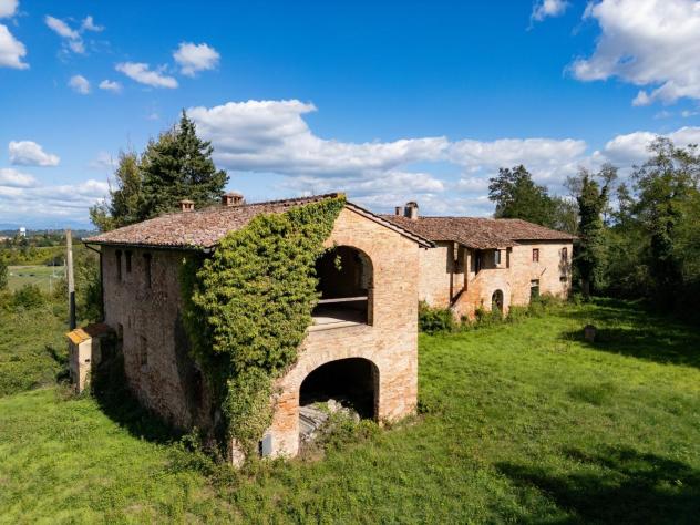 Colonica in vendita a Montecastello - Pontedera 229 mq Rif: 1348380