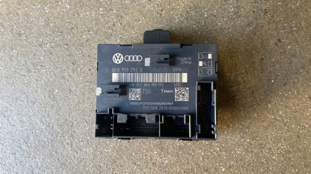 Centralina alzacristalli anteriore DX Audi A4 B8 del 2010 (8K0959792B)