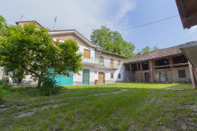 Casale in vendita a Cherasco