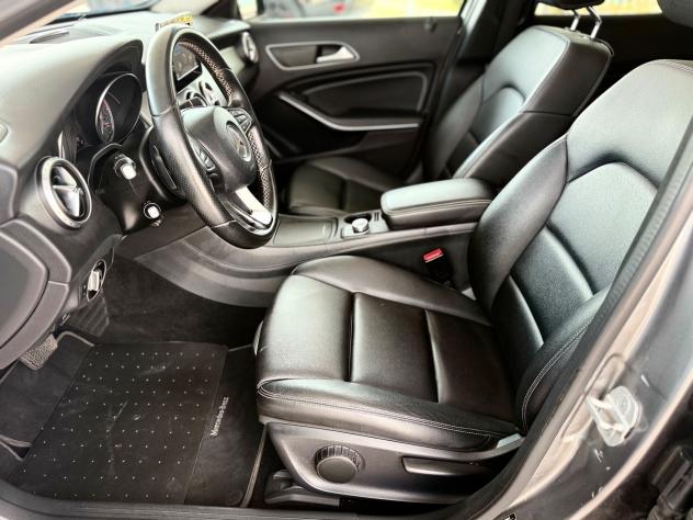 Mercedes GLA 200d 4Matic Enduro *TETTO*CRONOLOGIA TAGLIANDI - Foto 10