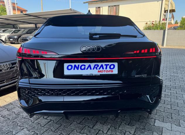 Audi Q3 Sportback TDI 110 kW S tronic S Line Edition Listino € 68.180 - Foto 6