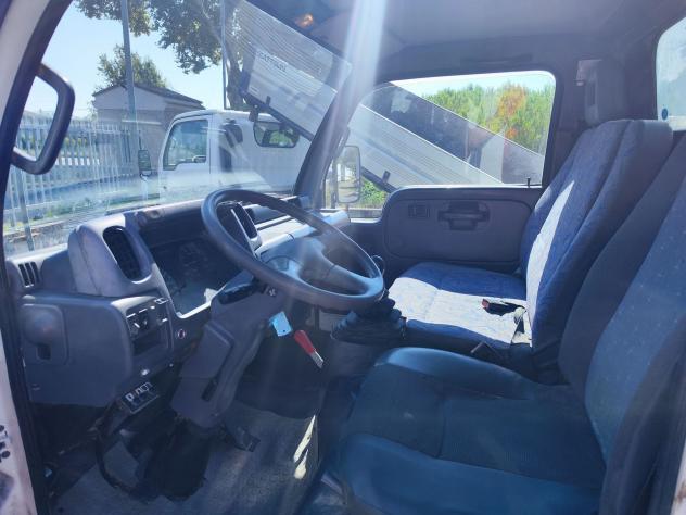 Nissan Cabstar Cabstar-RIBALTABILE TRILATERALE - Foto 6